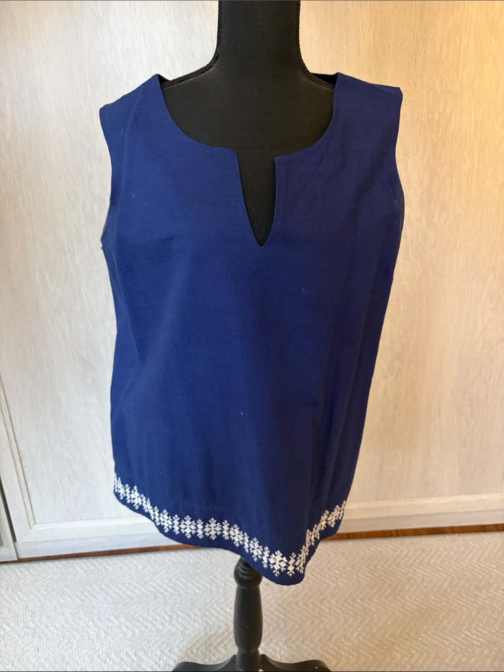Vineyard Vines Navy Sleeveless Tank with White Hem Embroidery Detail